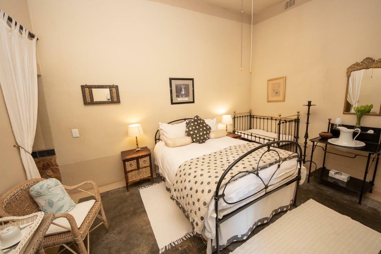 Hebron Guesthouse&Restaurant Citrusdal Extérieur photo
